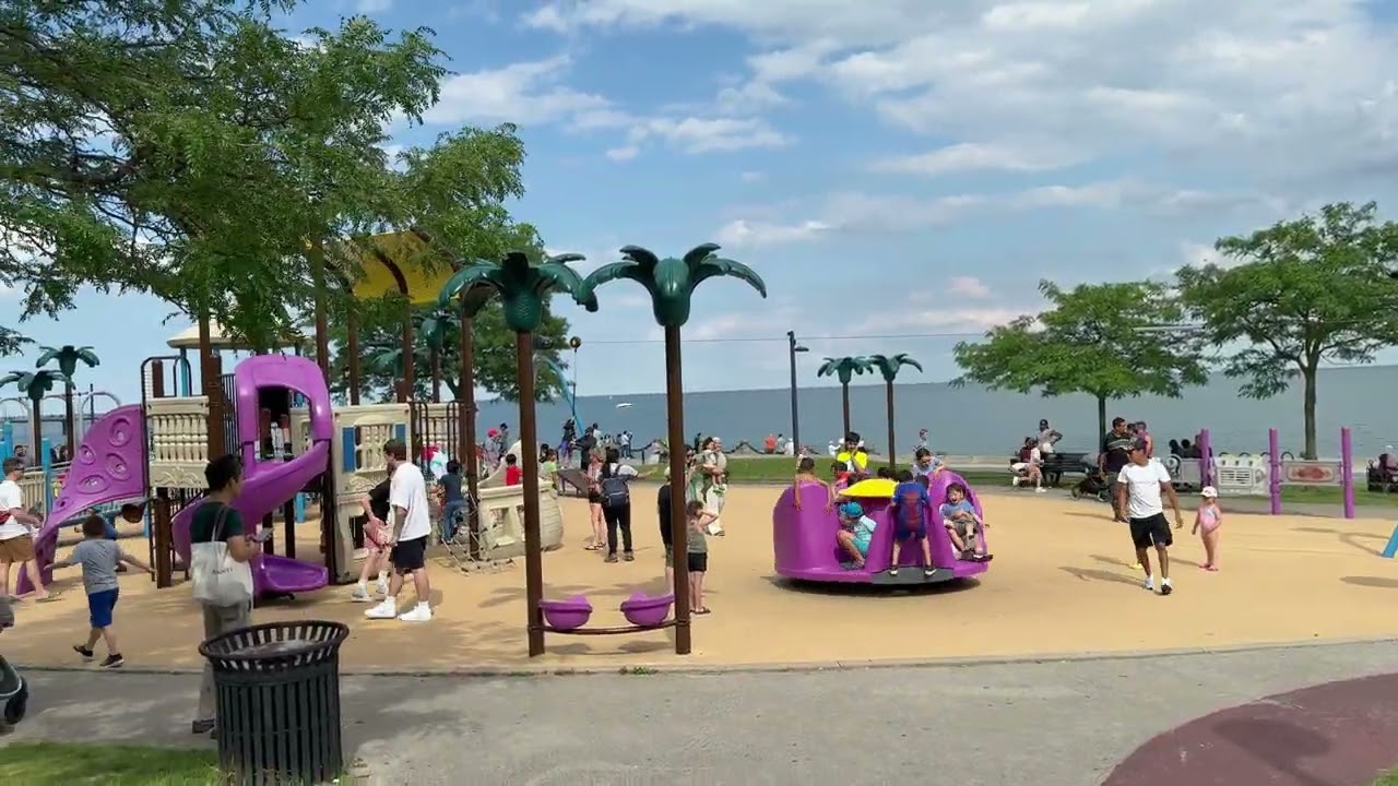 Burlington Downtown Waterfront I Burlington, Ontario I Canada