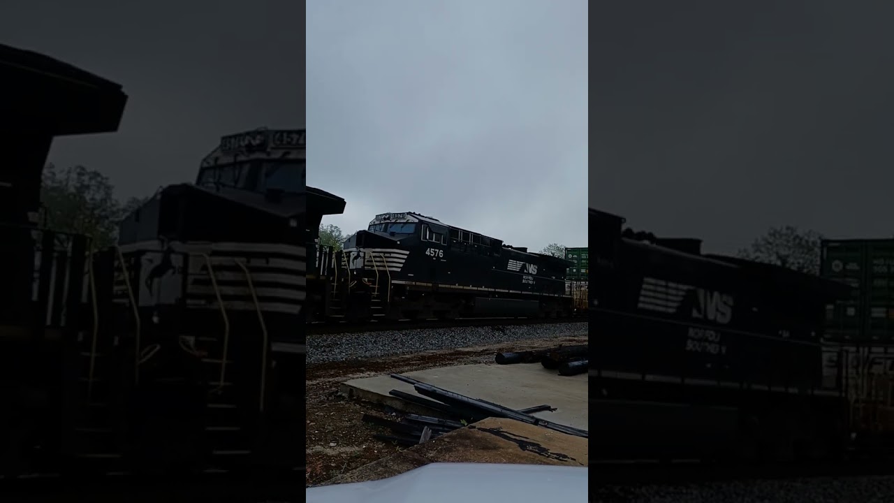 Good HORN & Speed UP Mountain! Norfolk Southern #3605 led NS #27a Videos Pictures & Frames @rider22