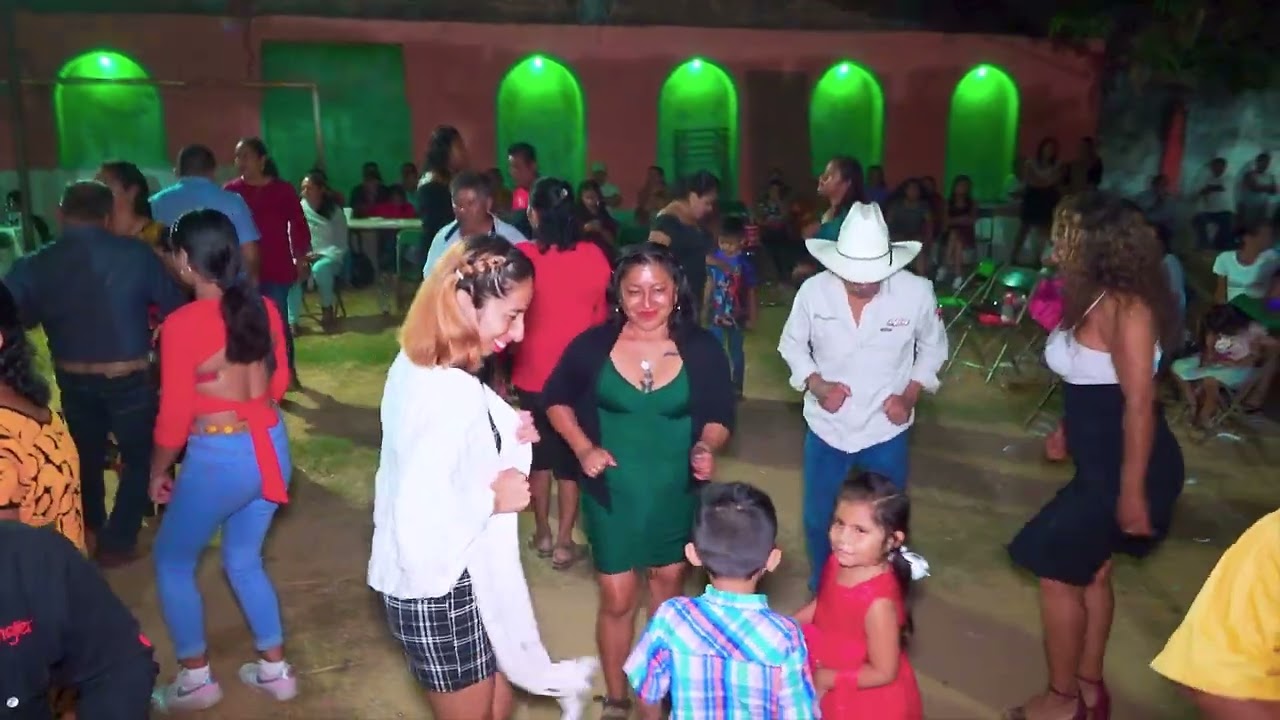 BODA DE: EDNA Y CIRILO, SANTOS REYES NOPALA: BAILE POPULAR CAP2