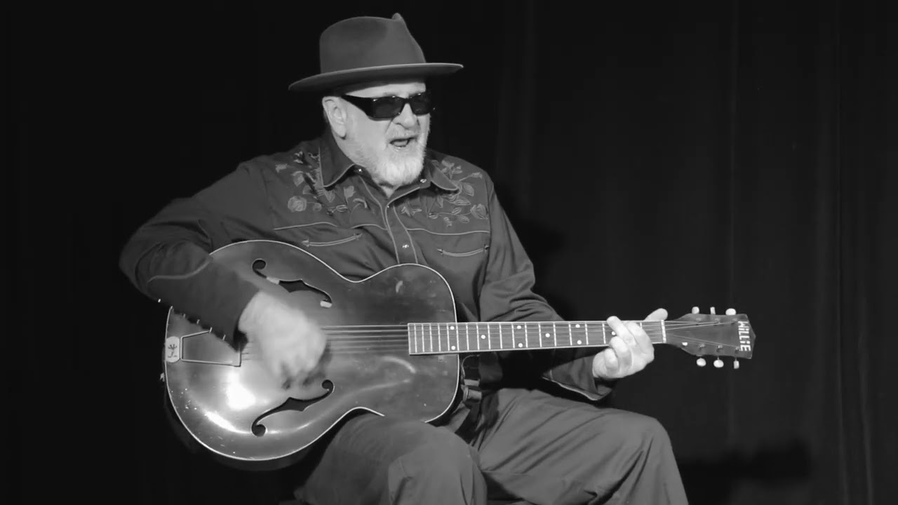 Willie May - Lonely Like Me