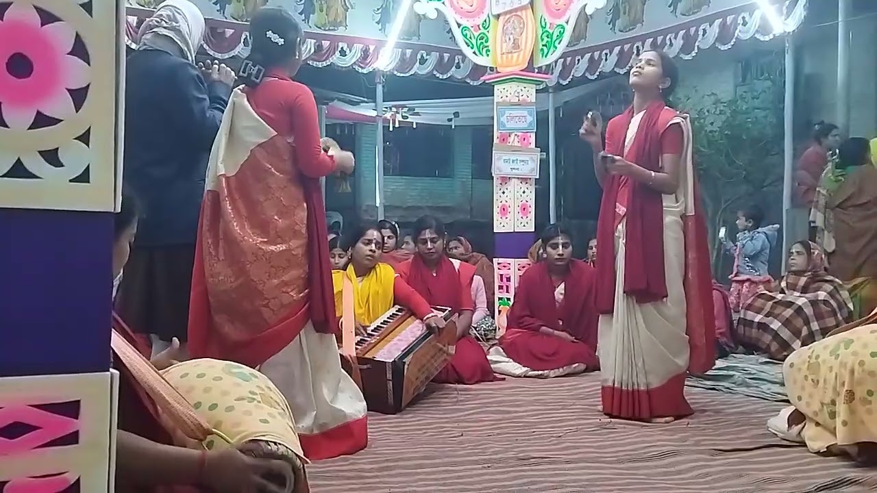 ছোট দুটি মেয়ে কির্তন আসরে ভক্তের মন জয় করলো জুরি বাজিয়ে।  মাধুরী অষ্টসখী সম্প্রদায়। #jcsjoytv. 