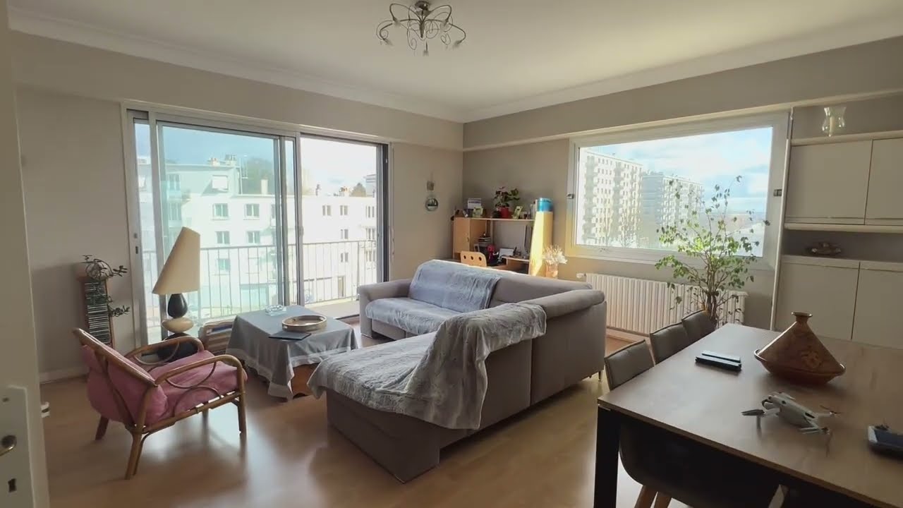 Mairie de Chantenay : Appartement 107m à vendre : 3 chambres 2 grands balcons