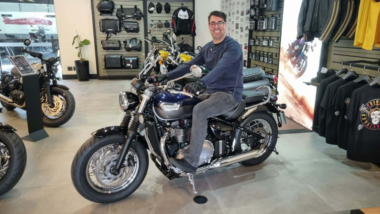 Triumph Bonneville Speedmaster chegando no Brasil aos poucos.
