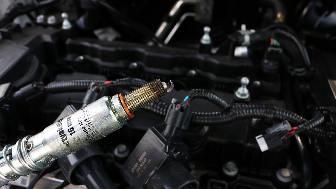 Hyundai i30 - Spark Plug Replacement