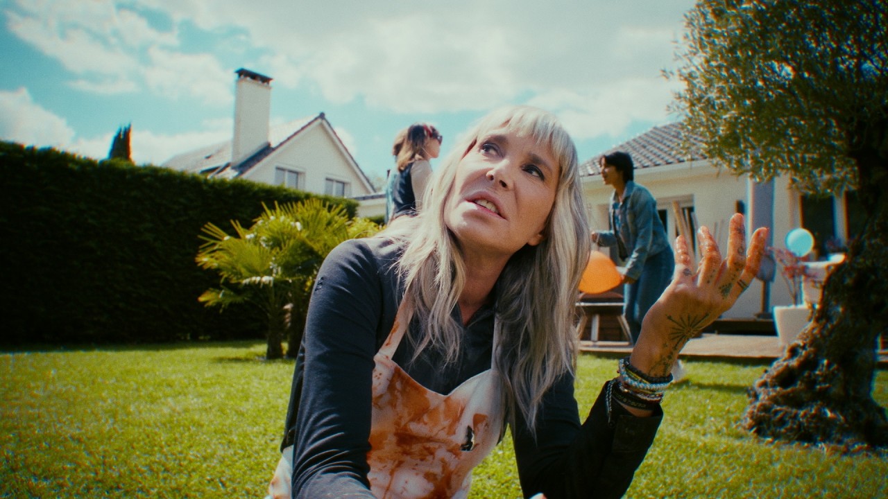 Zazie - Peu Importe (Clip Officiel)