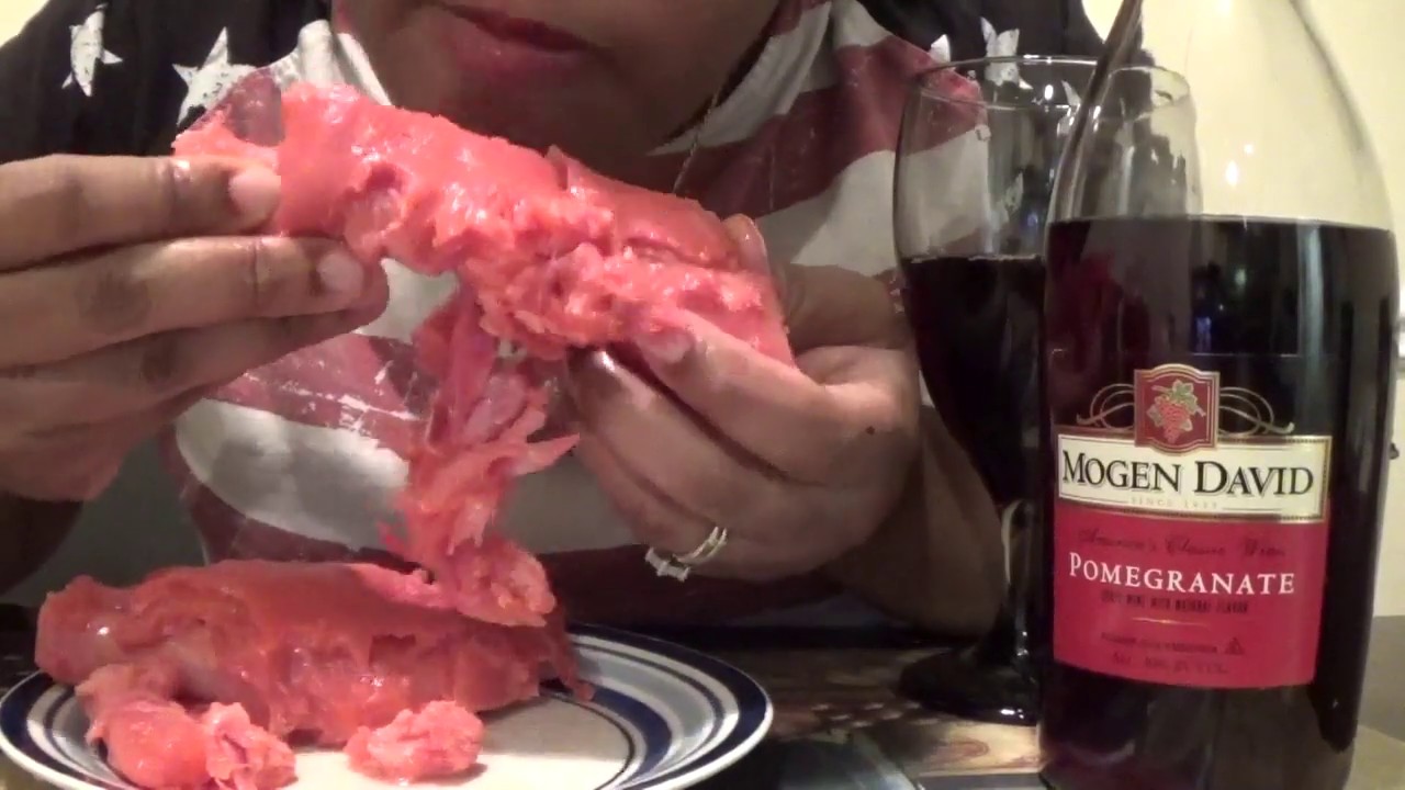 EATING PIGS FEET WITH WINE ASMR MUKBANG