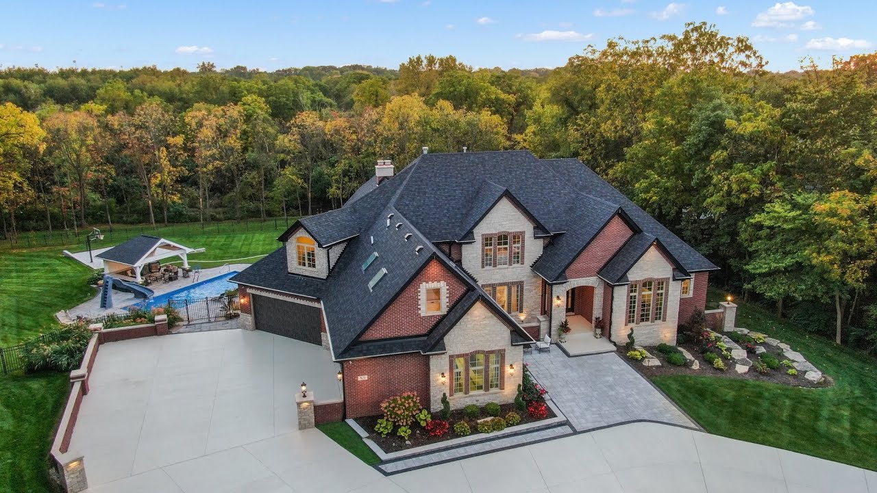 521 Chatfield Rd. New Lenox, IL 60451
