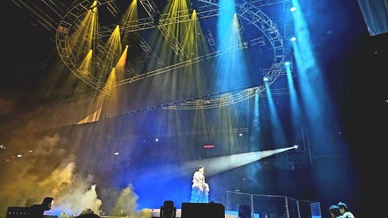 許廷鏗 - 絕口不提 20221230 //【in the round】ALFRED HUI 許廷鏗 LIVE 2022