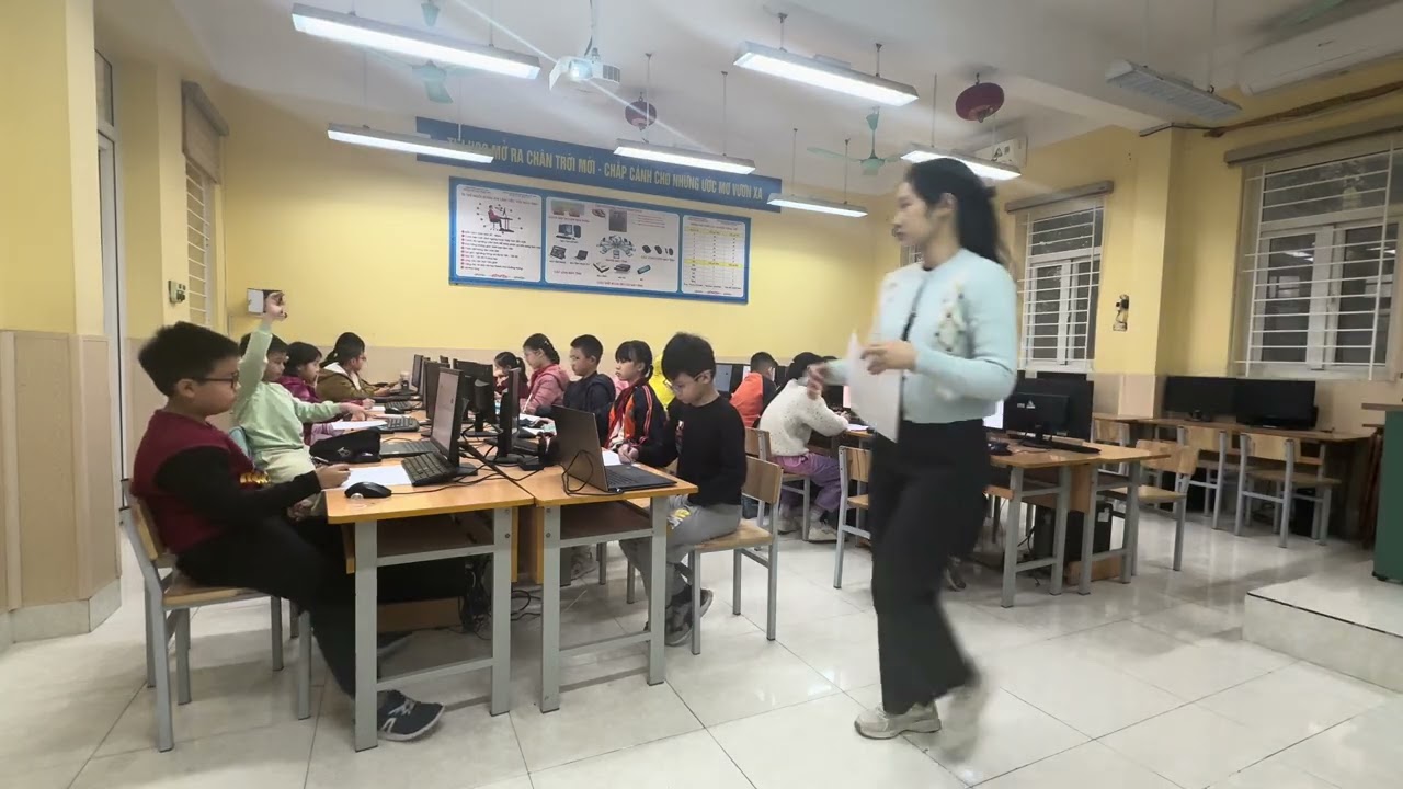 Khối 4 - Toán - Phòng thi 2 - 8h00