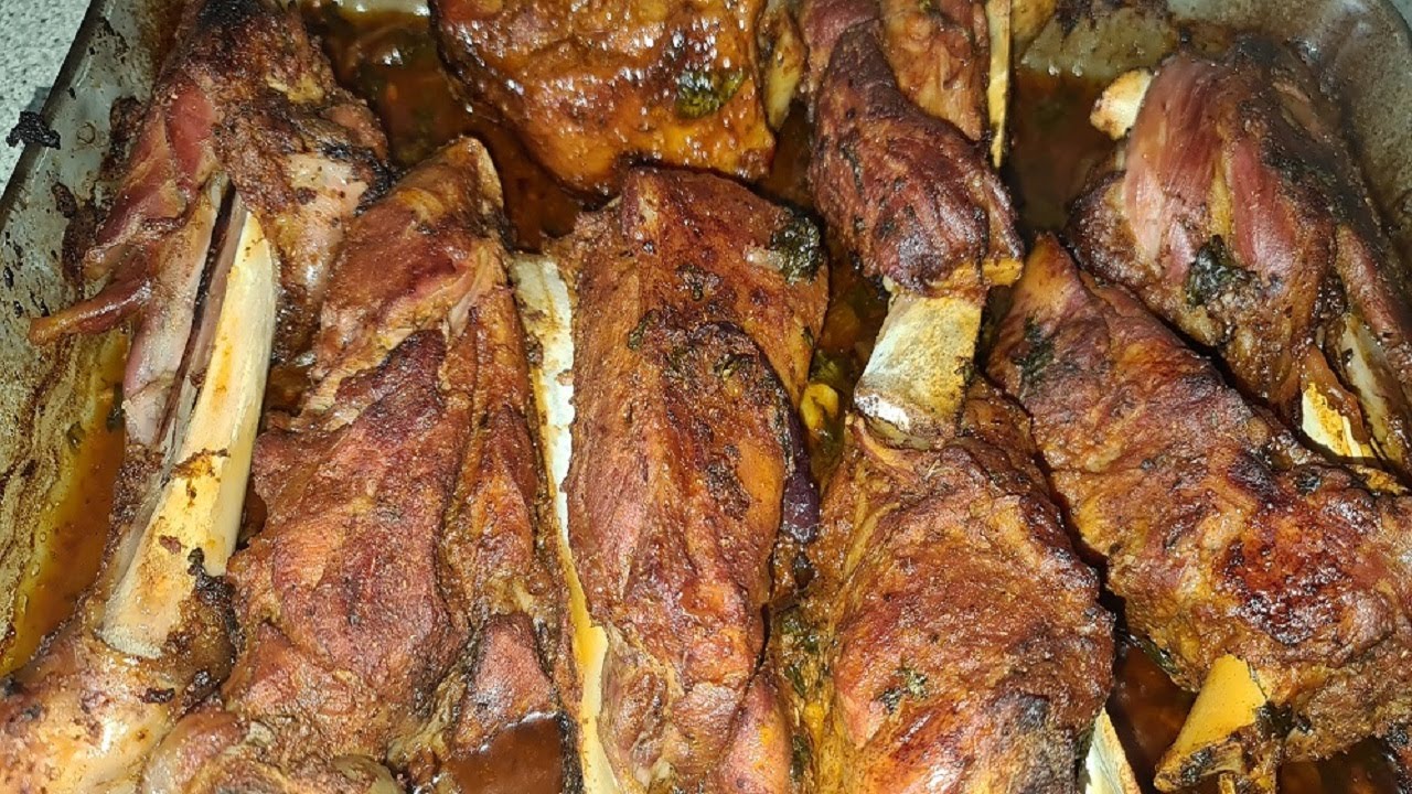 Daawo Hilib Ari al forno wa Hilibkii xajiga iyo Reerka Macaan👌Juicy baked lamb Recipe in the oven👌