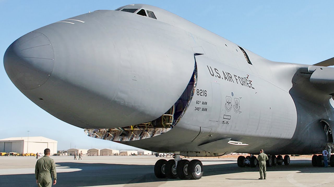 US Largest Aircraft Unloads a Massive Amount of Cargo Through its Nose
