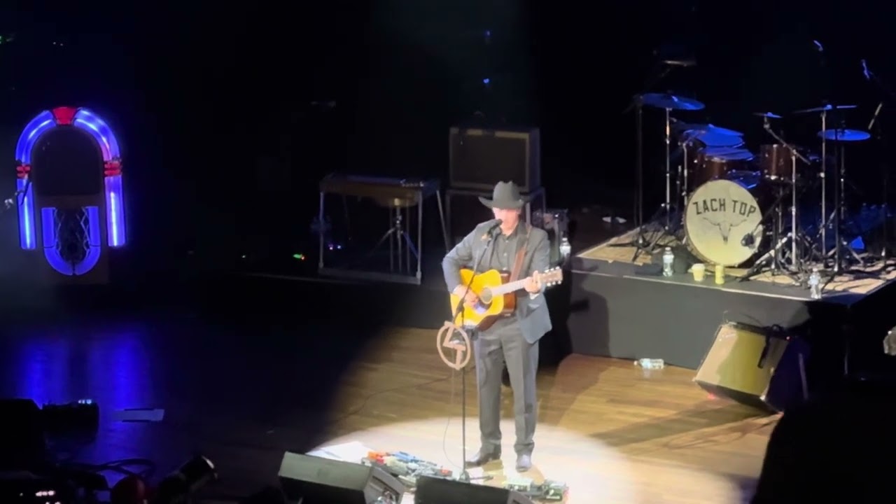 Zach Top covering Keith Whitley’s “Kentucky Bluebird” at the Ryman 3-1-25