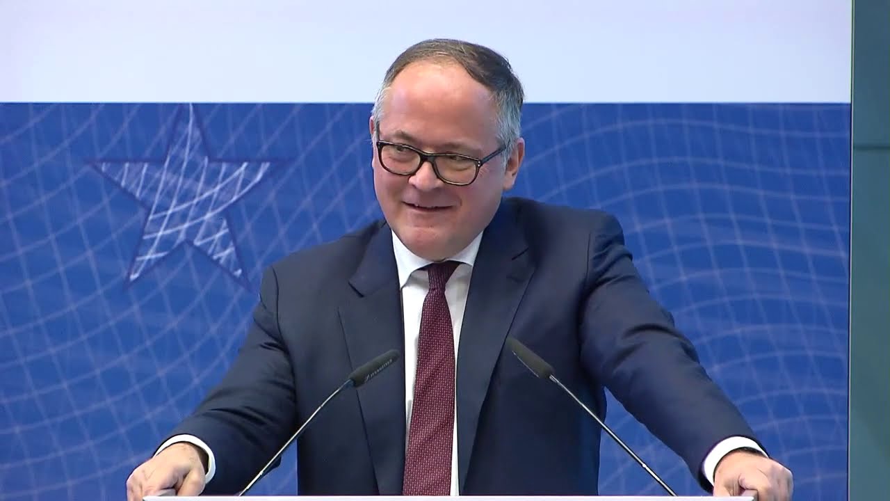 Beno&icirc;t C&oelig;ur&eacute; EUdebates: What does Europe do -Monetary Policy. The challenges ahead