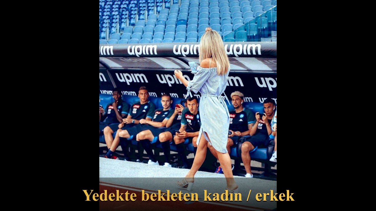 Yedekte tutan kadın / erkek