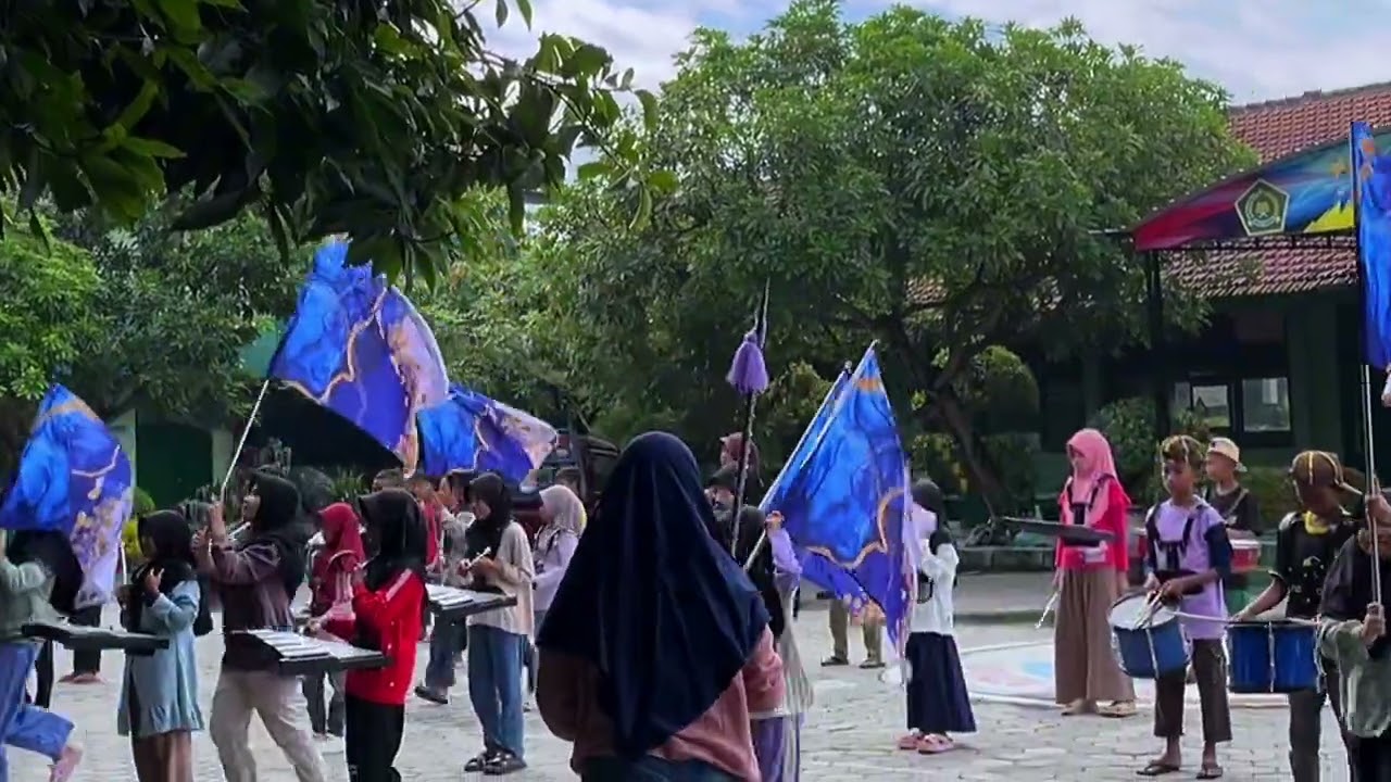 Latihan Drumband