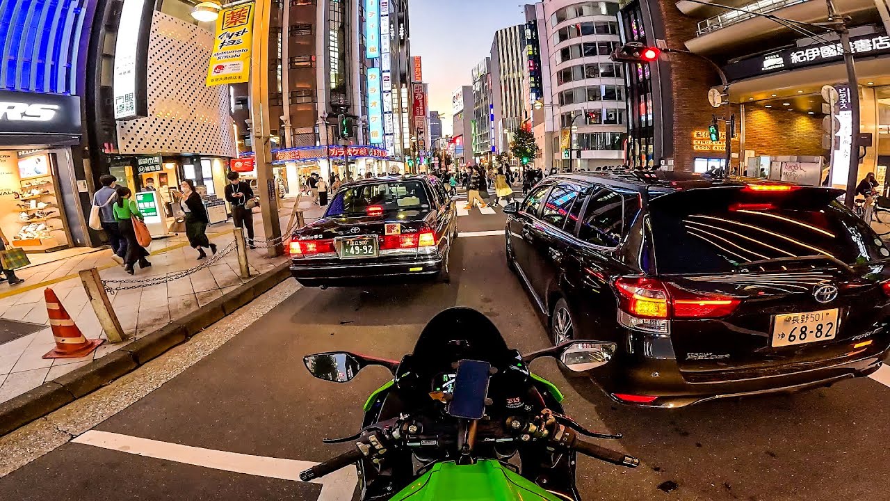 KAWASAKI ZX-10R | APPLE STORE