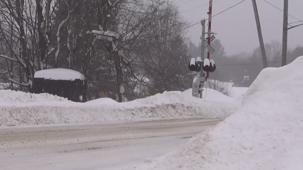 CSX M383 With CSX 3143 Pushing Some Snow in Richland NY...1-27-2026