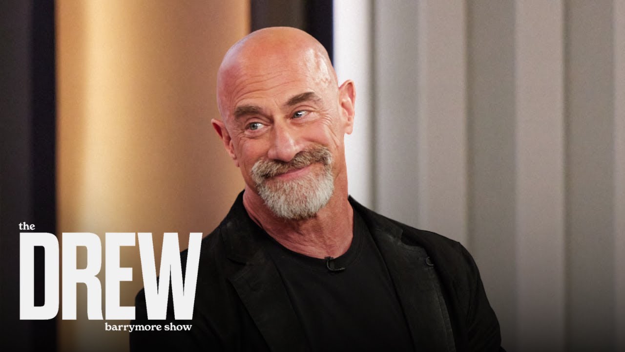 Chris Meloni Reacts to Being Called the Internet's 