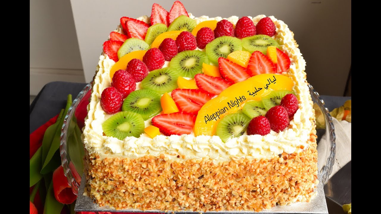 كيكة سادة بالفواكه اكثر من رائعة