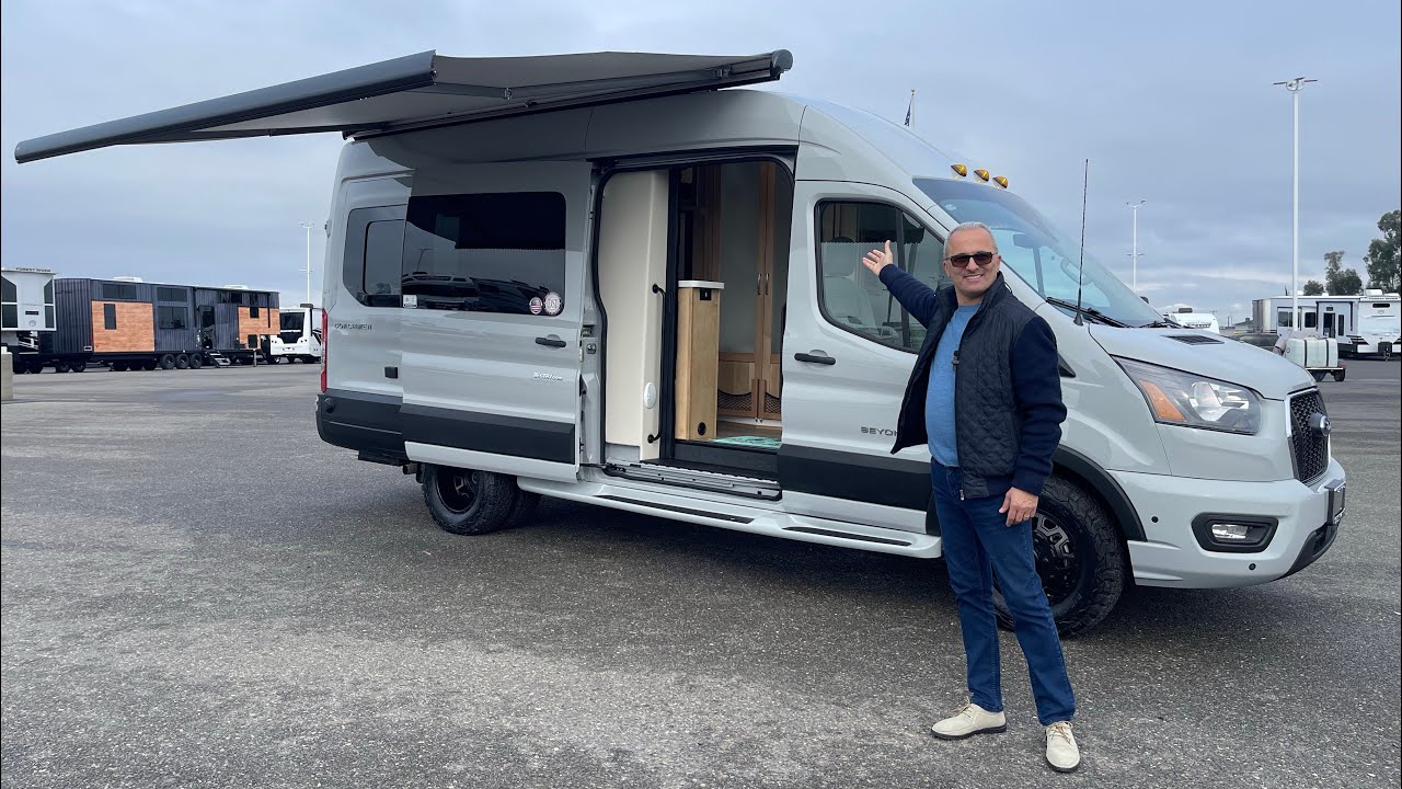 Автодом класса B с кроватью-трансформером размера «king-size» и диваном || Новый автодом Coachmen...