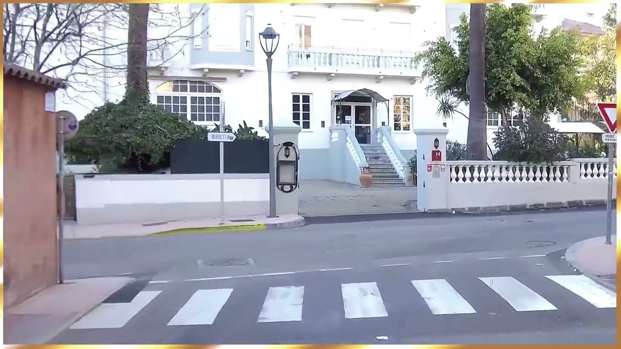 🌞 L'ile-Rousse * Lisula * Centre-ville ( Drone vid&eacute;o )