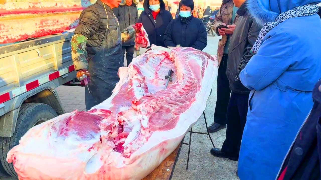 老孟市集賣豬肉，800多公斤肥豬被瘋搶，賣得太過癮了！【立福128】