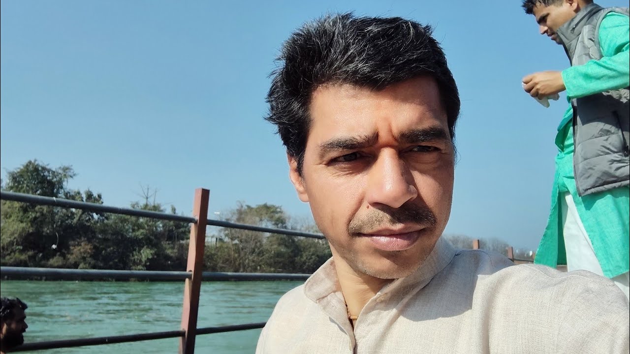 आज हरिद्वार पहुंच कर यह  क्या देख लिया।? #