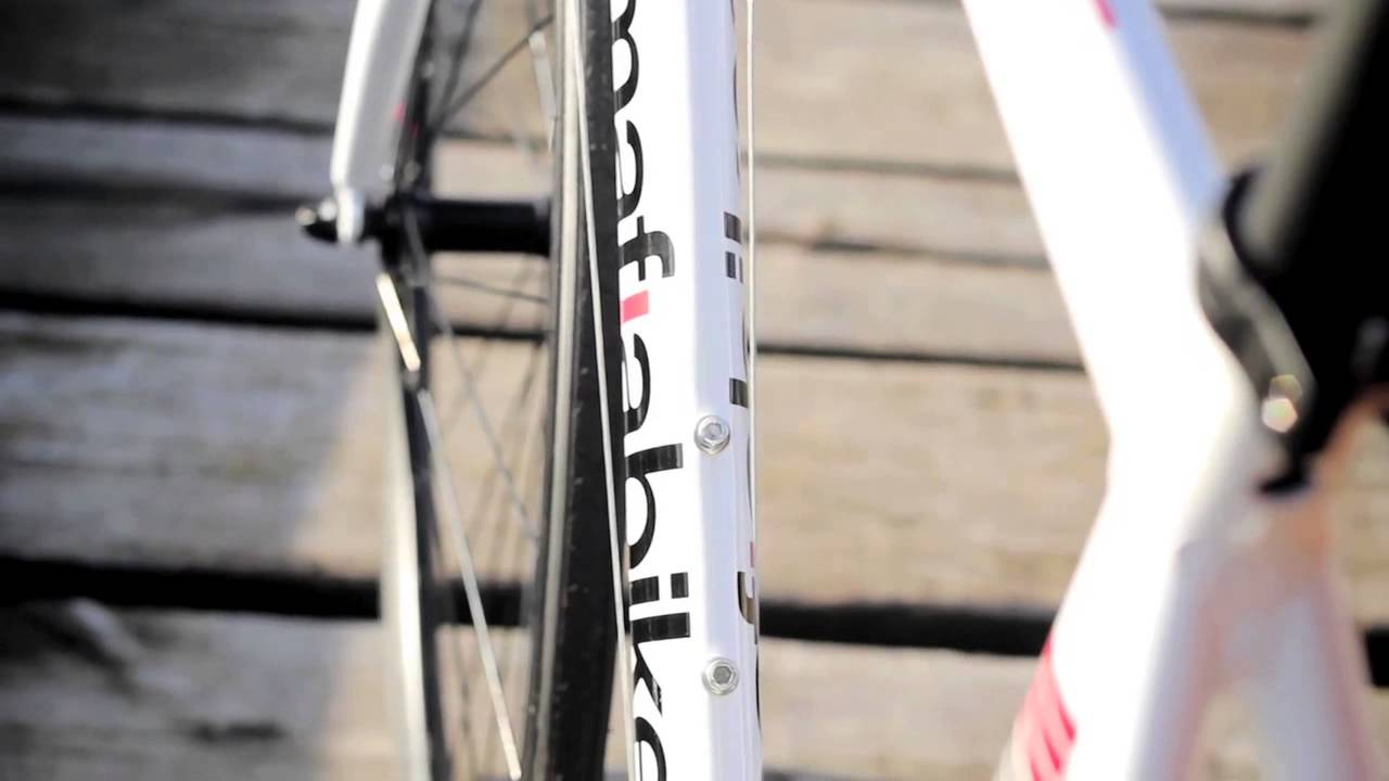 mafiabikes - TR6 interceptor advert