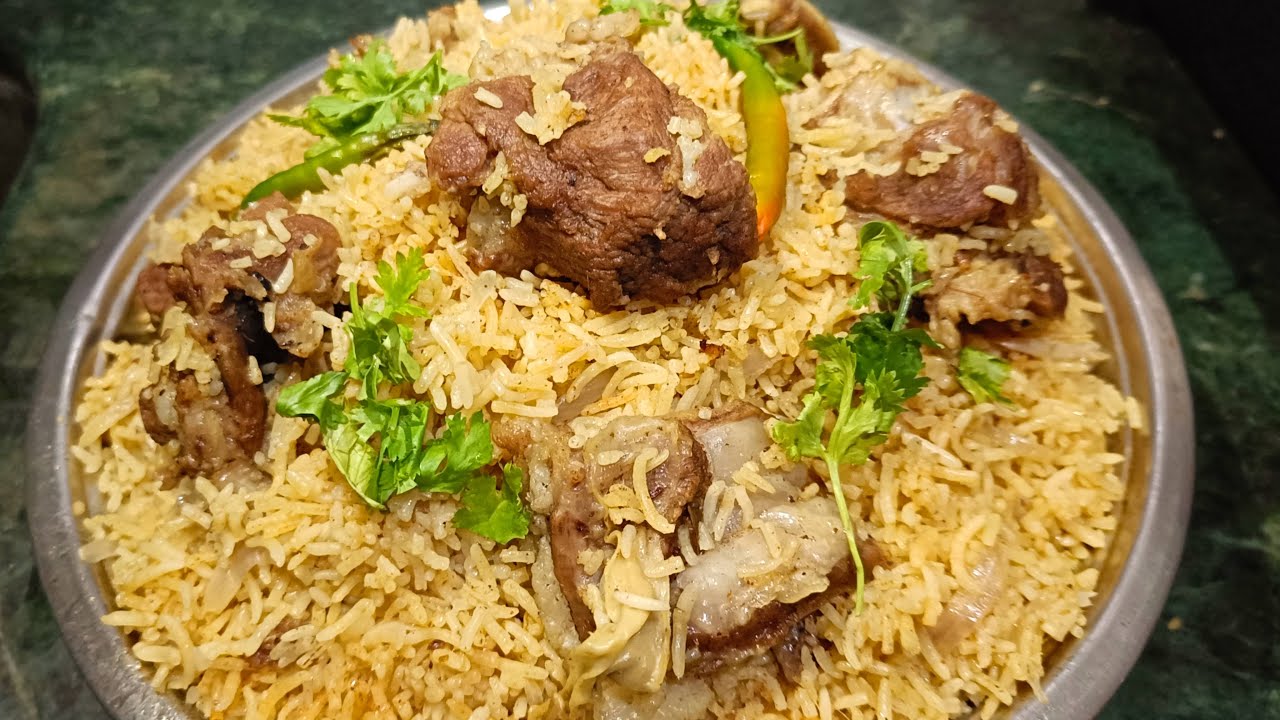 Mutton Yakhni Pulao | BEST Lucknowi Style White Mutton Pulao Recipe