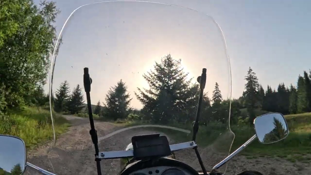 Piaggio Beverly 500. From Rasnov to Bran. Romania. Part 1.
