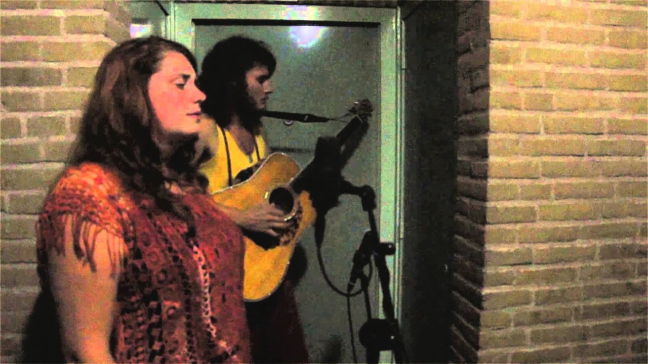 Portiek Sessie #6: Going Barefoot - Tick Tick
