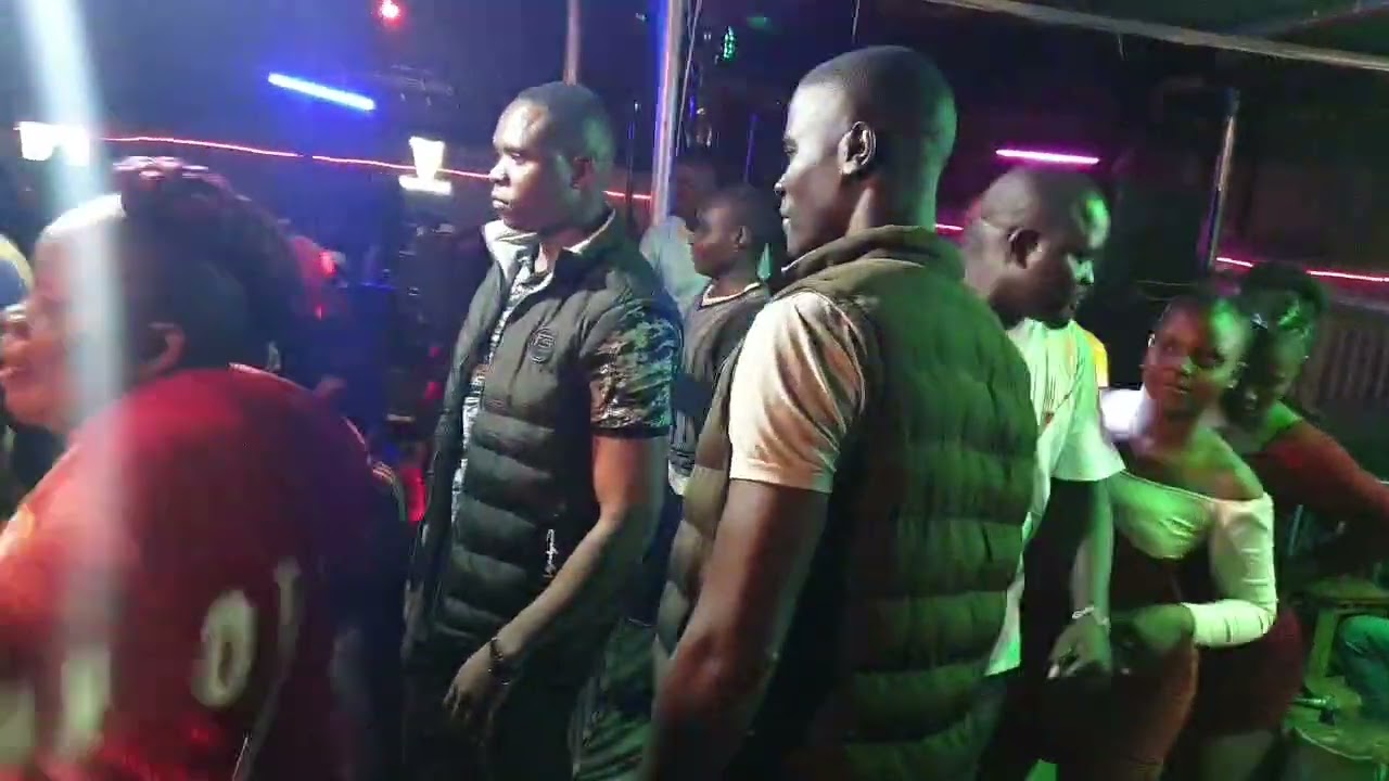 Okoth Jarapogi - Singo En Gowi Live Performance 2022 @ Egesa Villa 🔥🔥