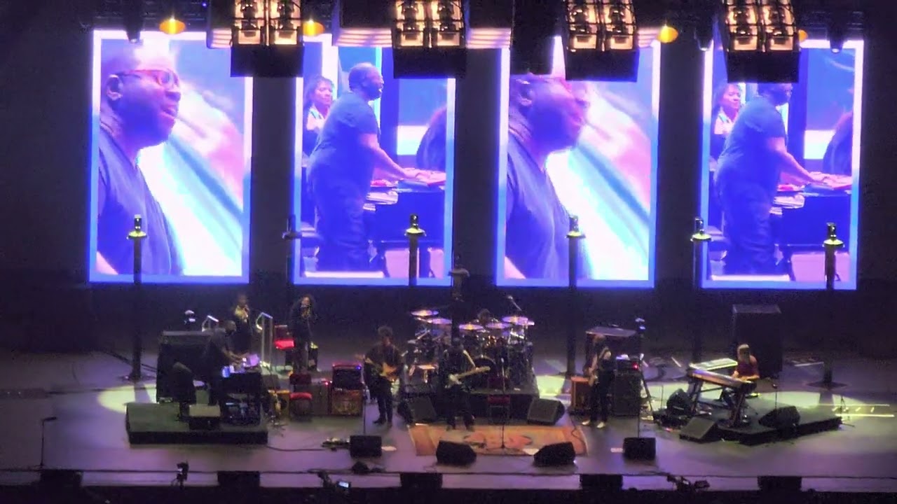 Eric Clapton - Tim Carmon Keyboard/Organ medley - Hollywood Bowl (10-12-2024)