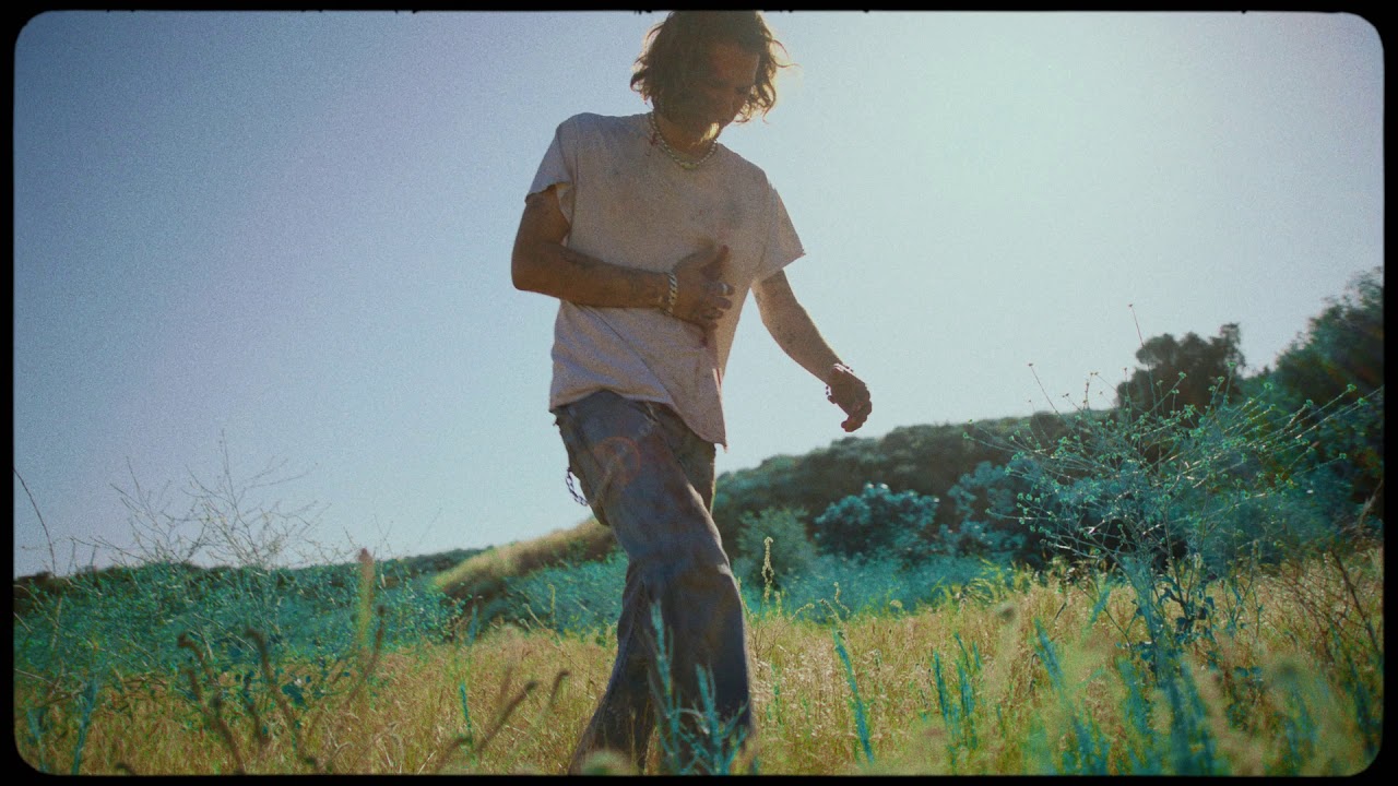 Kid Bloom - Wounded/Surrounded (Official Music Video)