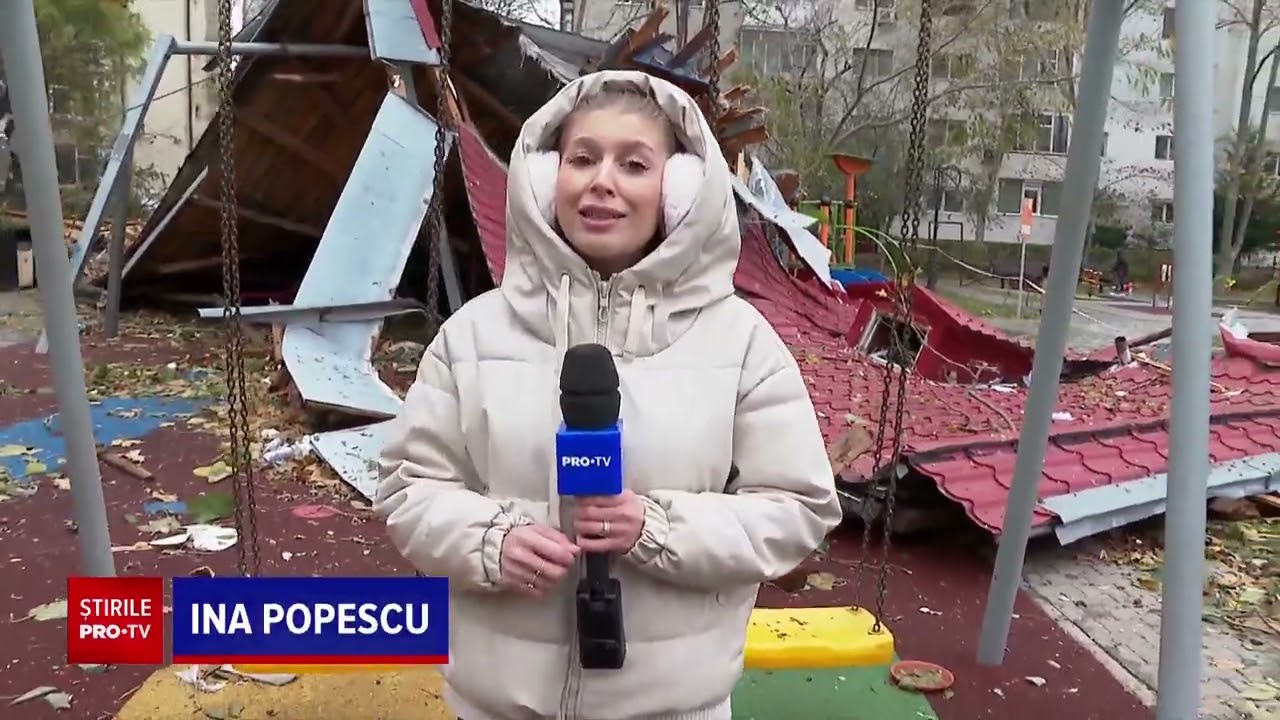 O furtună puternică adusă de un cod roșu de vreme rea a lovit județele Constanța și Tulcea