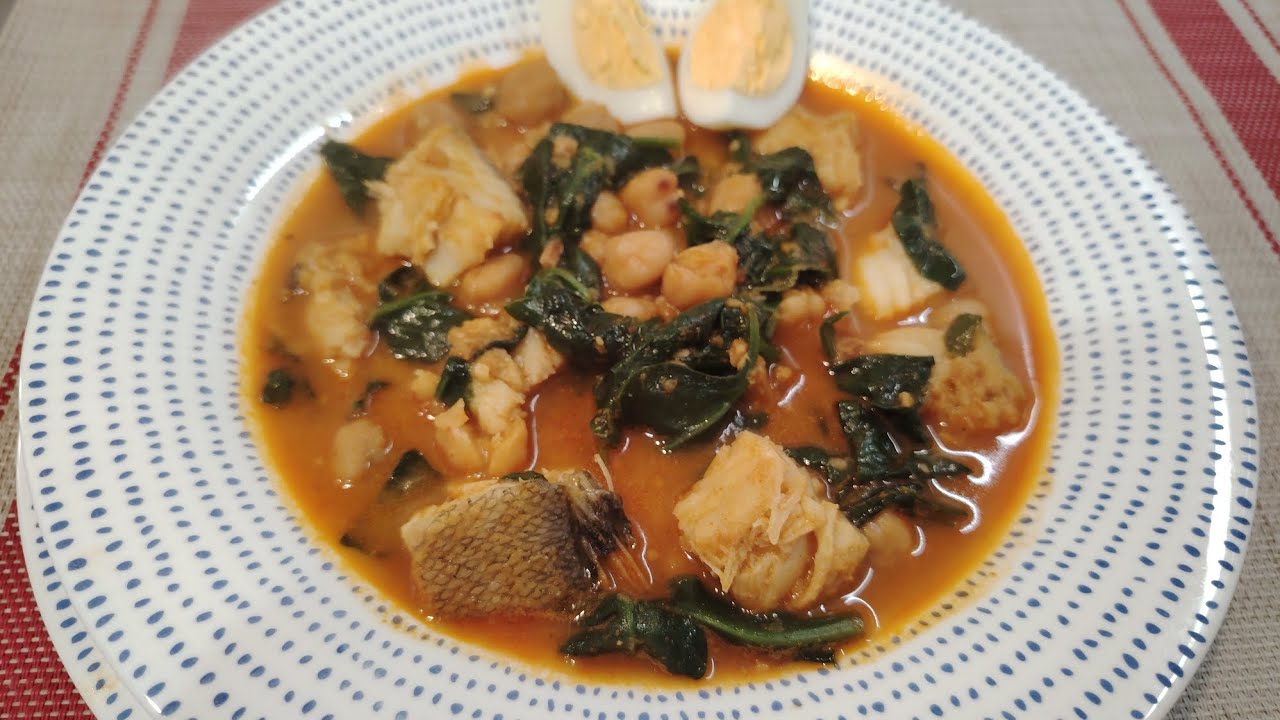 - POTAJE DE VIGILIA, GARBANZOS CON ESPINACAS Y BACALAO 