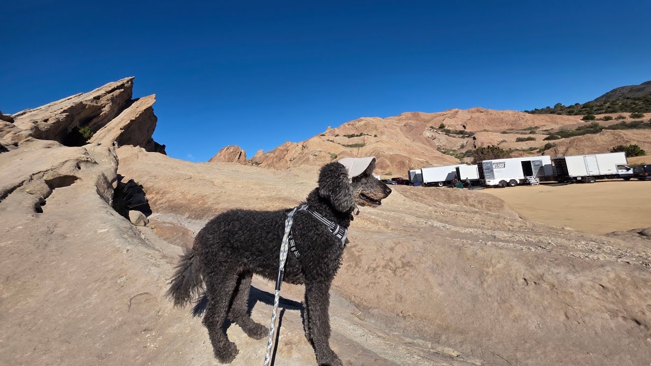 Diva finds Movie crew at Vasquez Rocks