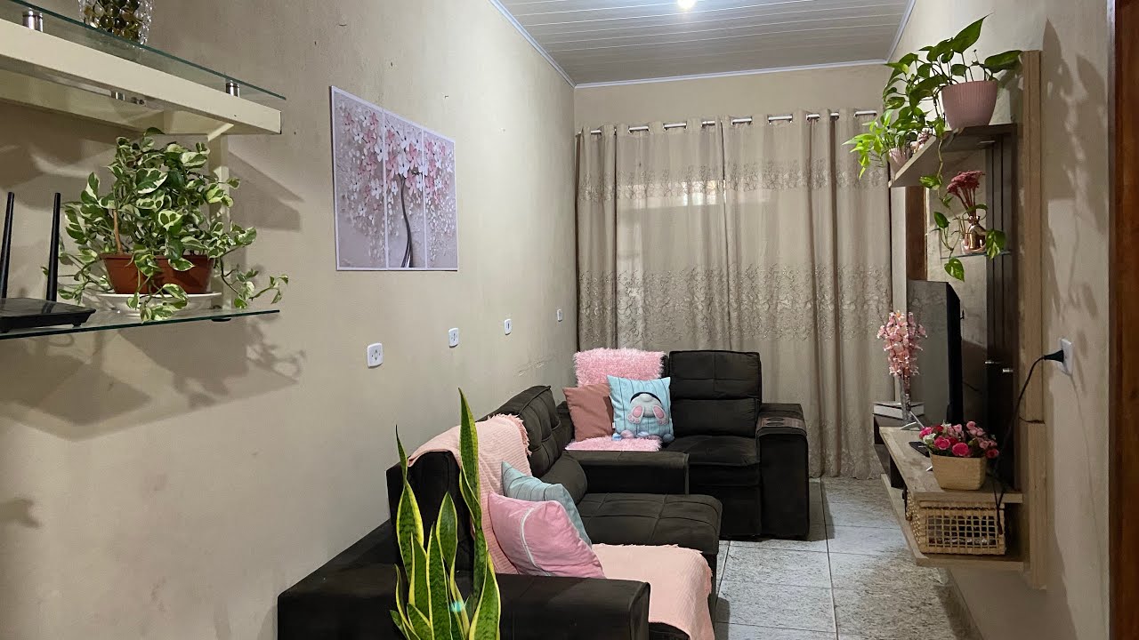 Um tour pela minha casa quer ver então fica comigo 🏠🏠🙏🏻🙏🏻￼￼