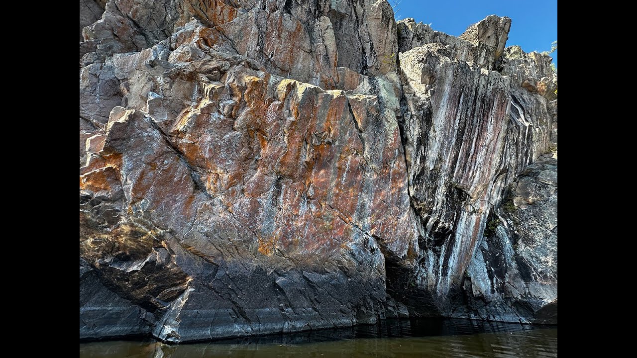 GRANITE CLIFFS ON CROOKED LAKE | BWCAW