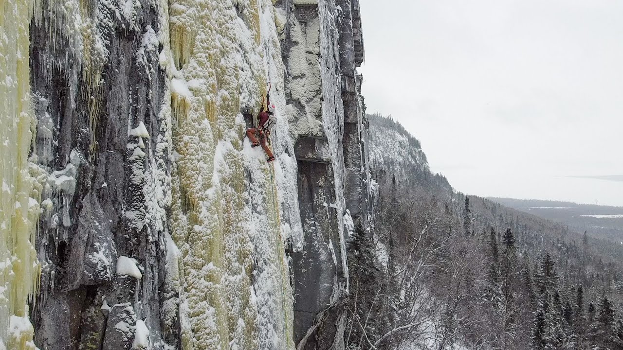 Frost Hammer - WI5+  FA/FFA - | Thunder Bay Climbing