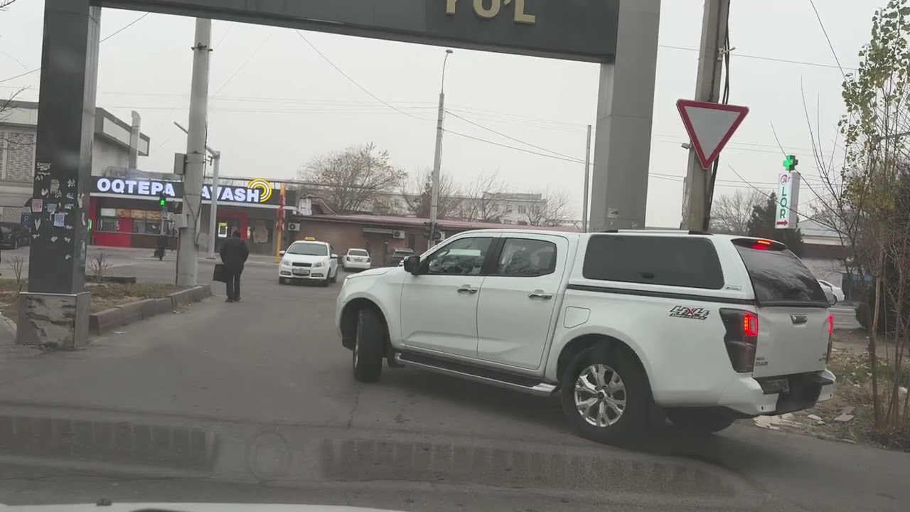 🌤️ Утро 8 января — холодное, ясное и бодрое начало дня 🚗