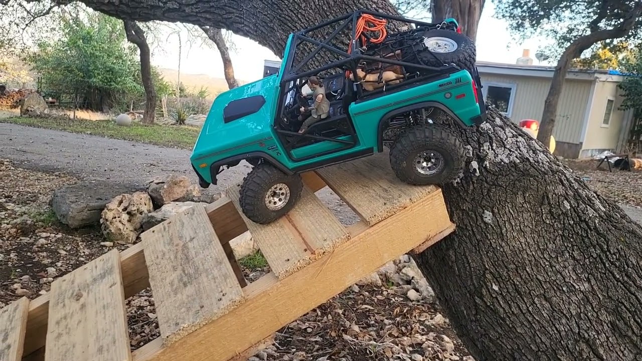 Axial scx10 iii early bronco climbing