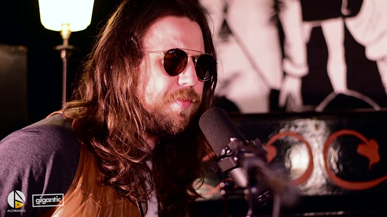 Sam Morrow - Heartbreak Man | The Moonshine Sessions