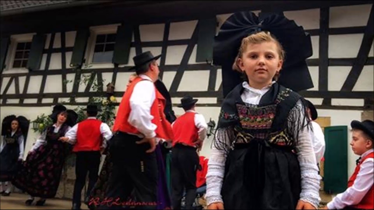 la Streisselhochzeit de Seebach en Alsace - Le cortège