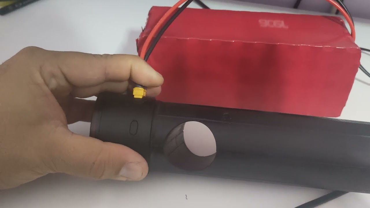 Xiaomi qicycle,batería externa con batería original,conectadas en paralelo.