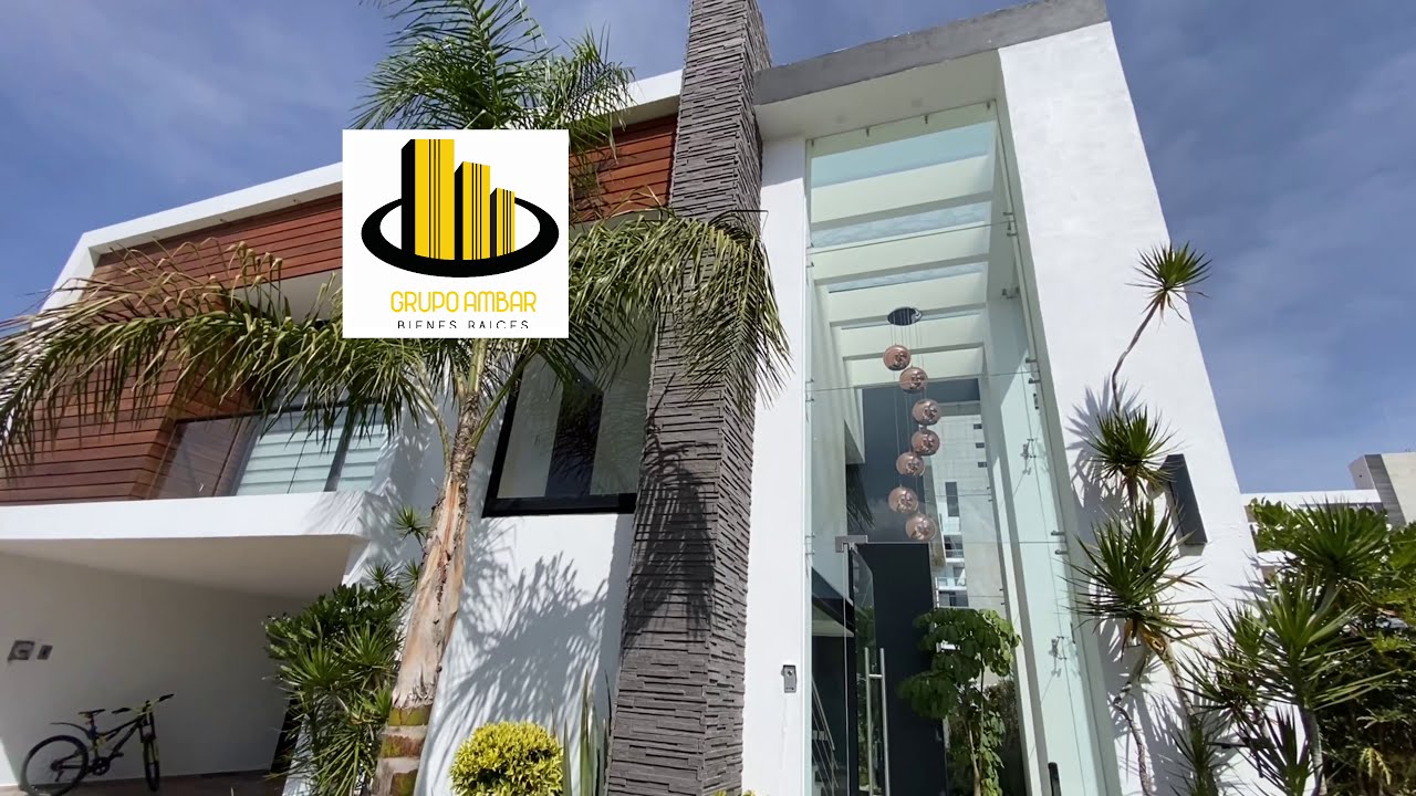 Residencia a estrenar en venta.  Contacta al 2222623847. Lomas de Angelópolis. Parque Terranova