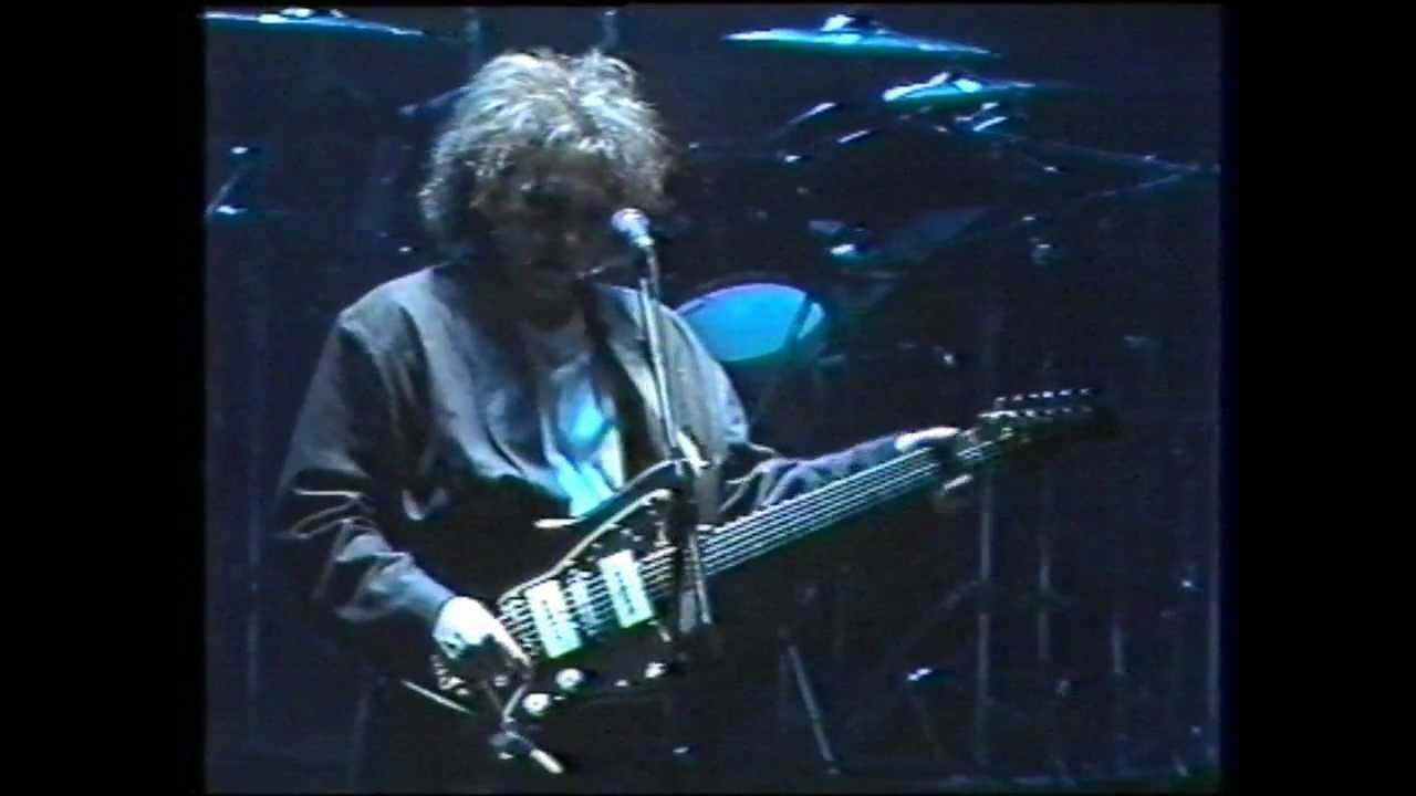 The Cure live Barcelona 1985 part 1/4