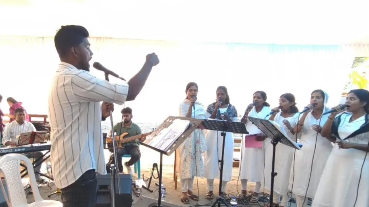 പരിശുദ്ധാത്മാവേ വേഗം പറന്നിറങ്ങണമേ | Ordination Choir 