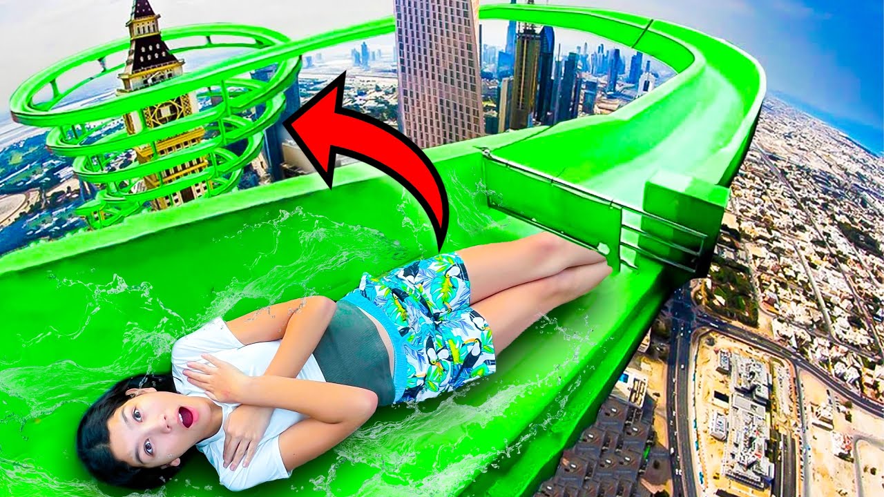 OVERCOMING Our FEARS at LARGEST WATERPARK in WORLD! | Familia Diamond