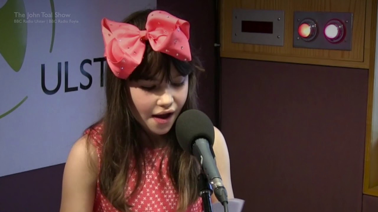 Kaylee Rogers sings 
